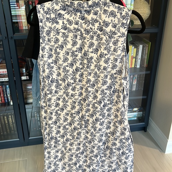 Blue and white linen toile dress - Picture 4 of 4